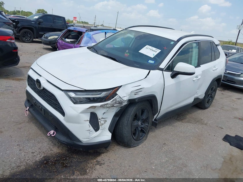TOYOTA RAV4 - zdjęcie 2