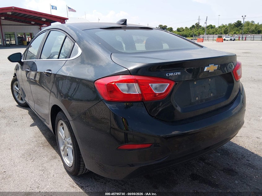 Vin: 1g1be5sm6h7102485, lot: 46294562, chevrolet cruze lt auto 20173