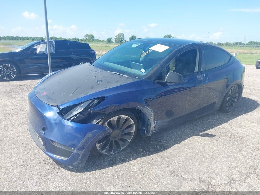 TESLA MODEL Y 2022 VIN 7SAYGDEF2NF380957