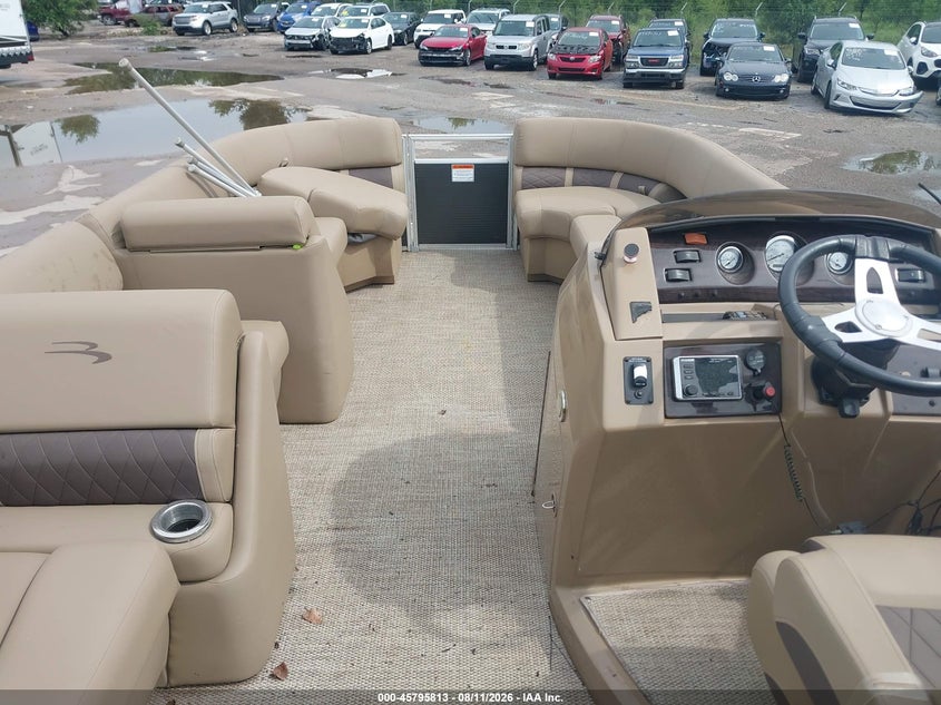 2018 BENNINGTON PONTOON auction photo 5