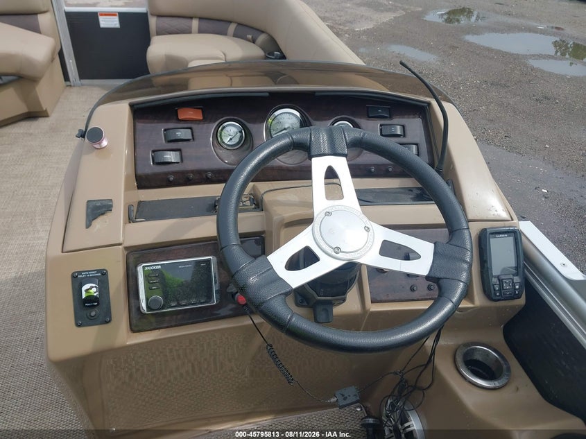 2018 BENNINGTON PONTOON auction photo 7