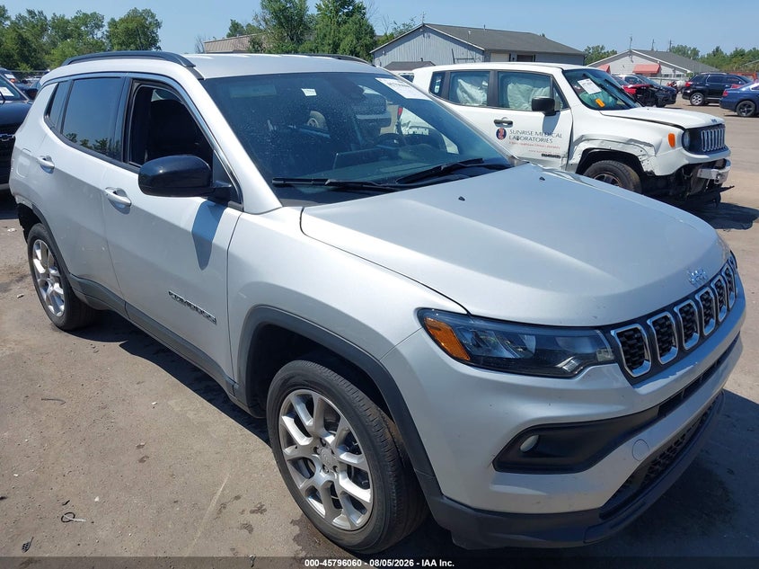 Vin: 3c4njdfn3rt129640, lot: 46294891, jeep compass latitude lux fwd 2024 img_1