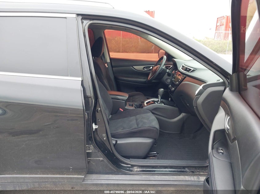 2014 NISSAN ROGUE auction photo 5