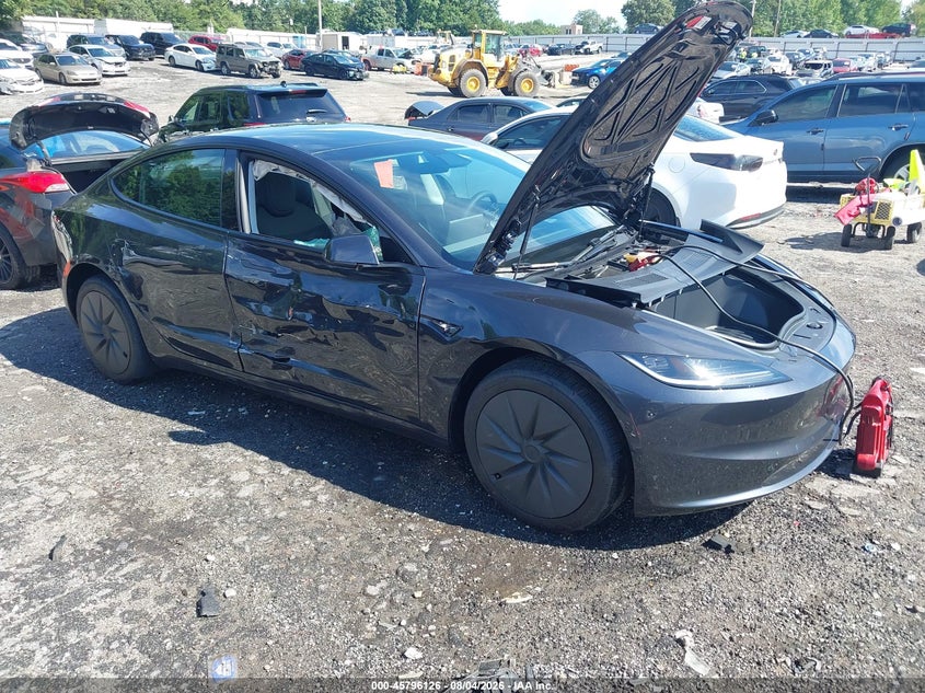 TESLA MODEL 3 - zdjęcie 6