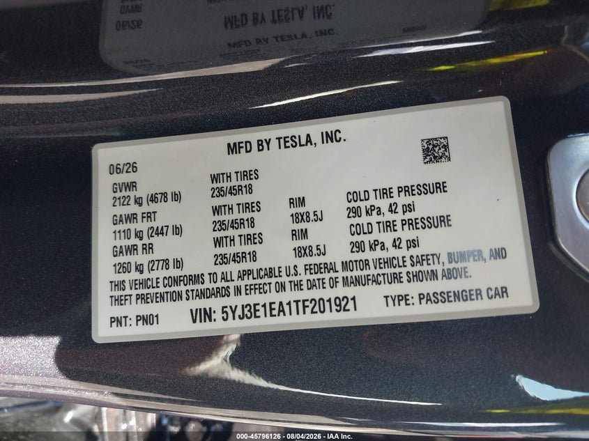 TESLA MODEL 3 - zdjęcie 9