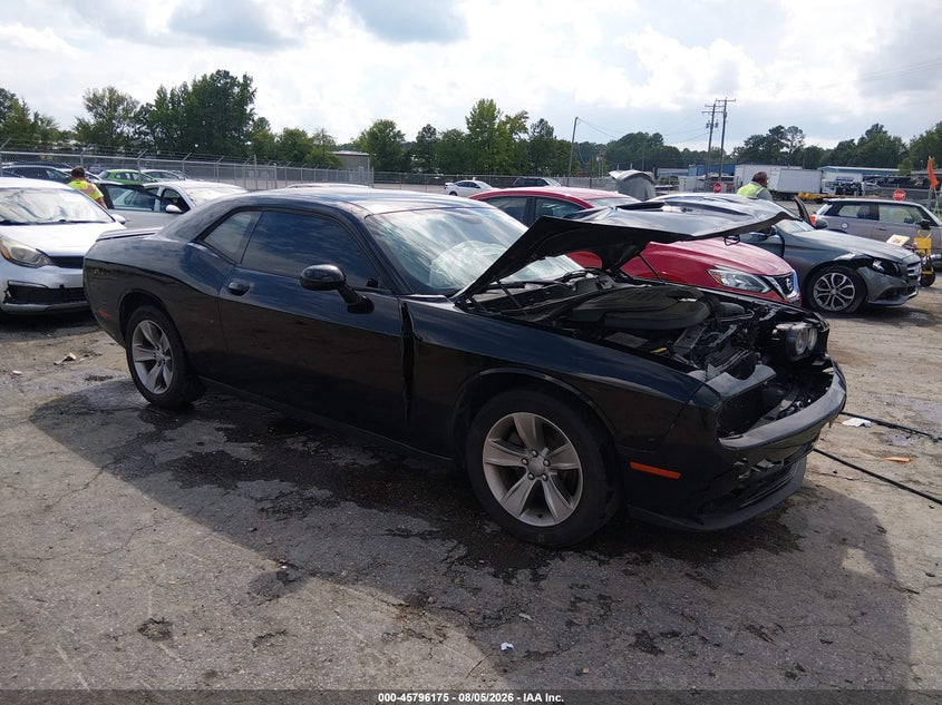 Vin: 2c3cdzag8jh321609, lot: 46295006, dodge challenger sxt 2018 img_1