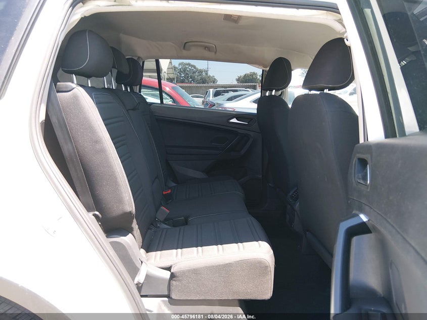 2024 VOLKSWAGEN TIGUAN auction photo 8