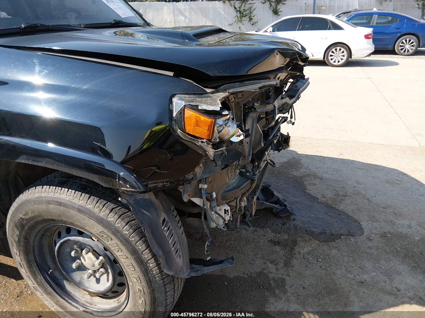 TOYOTA 4RUNNER - zdjęcie 18