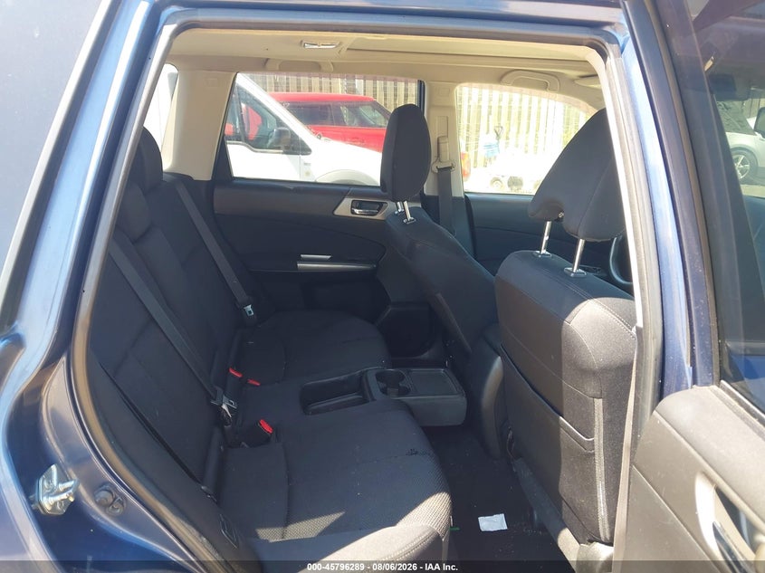 SUBARU FORESTER 2011 VIN JF2SHADC7BH758712