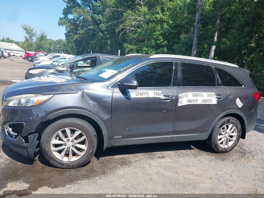 Фото 14 - KIA SORENTO