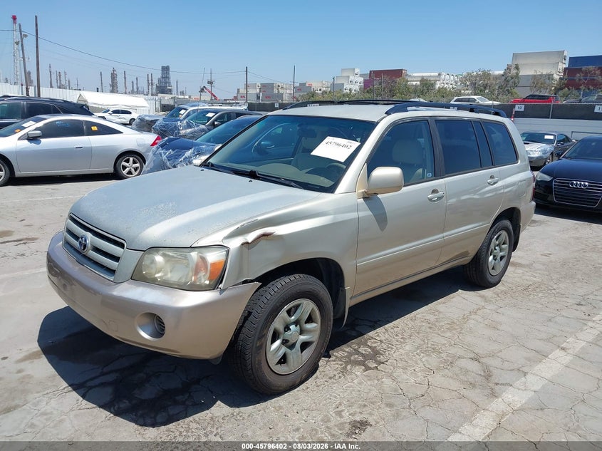 2005 Toyota Highlander, Normal Wear & Tear, IAAI, VIN JTEGD21A250129320 — photo 2