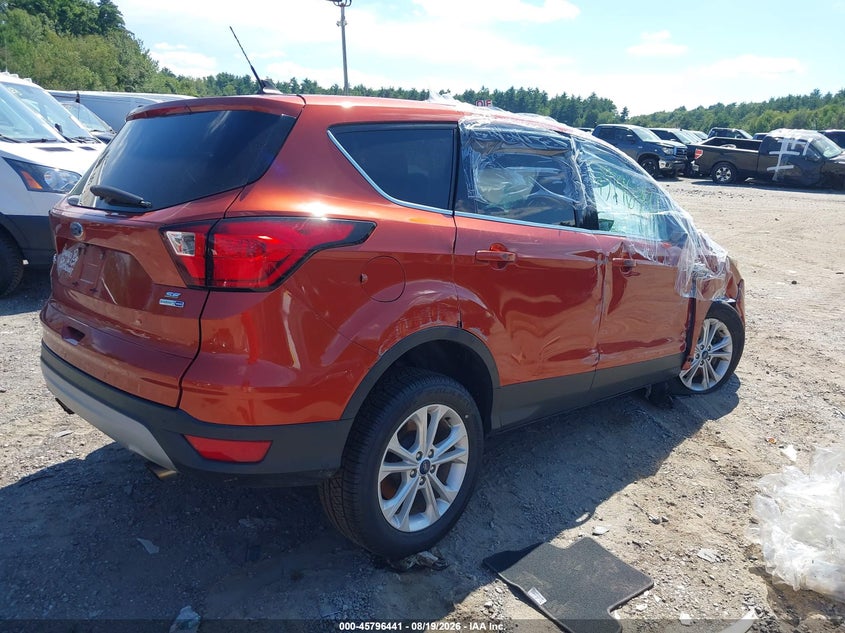 FORD ESCAPE 2019 VIN 1FMCU9GD4KUA84233