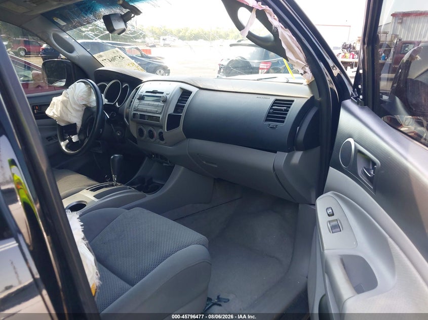 2011 TOYOTA TACOMA auction photo 5