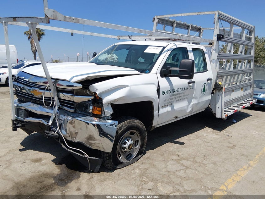 2015 CHEVROLET SILVERADO 2500HD BUILT AFTER AUG 14 auction photo 2