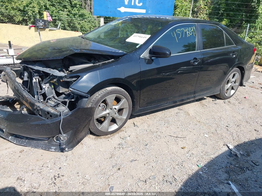 Vin: 4t1bf1fk4eu822432, lot: 46295480, toyota camry se sport 20142