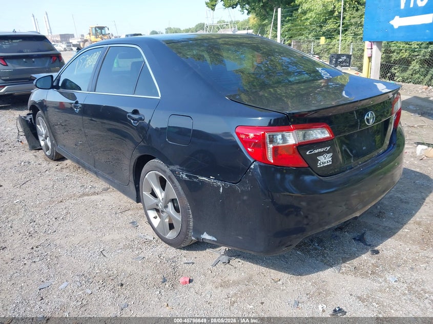 Vin: 4t1bf1fk4eu822432, lot: 46295480, toyota camry se sport 20143
