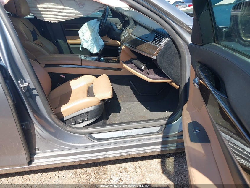 2012 BMW 750LI auction photo 5