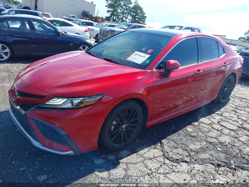 2021 TOYOTA CAMRY auction photo 2