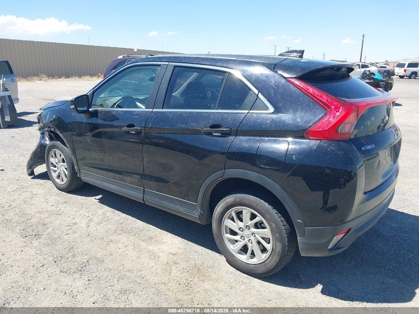 2019 MITSUBISHI ECLIPSE CROSS ES · Фото 3