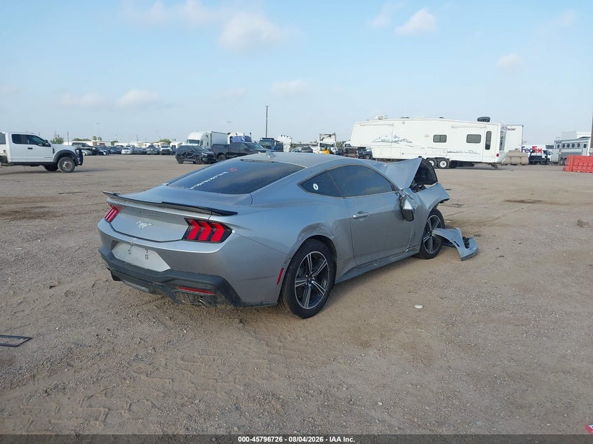 FORD MUSTANG - zdjęcie 4