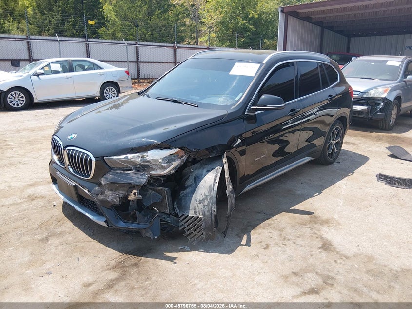 2018 BMW X1 auction photo 2