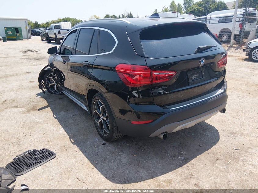 2018 BMW X1 auction photo 3
