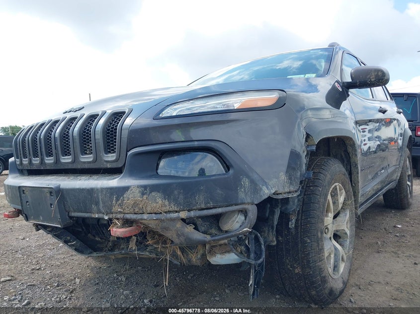 2015 JEEP CHEROKEE auction photo 6