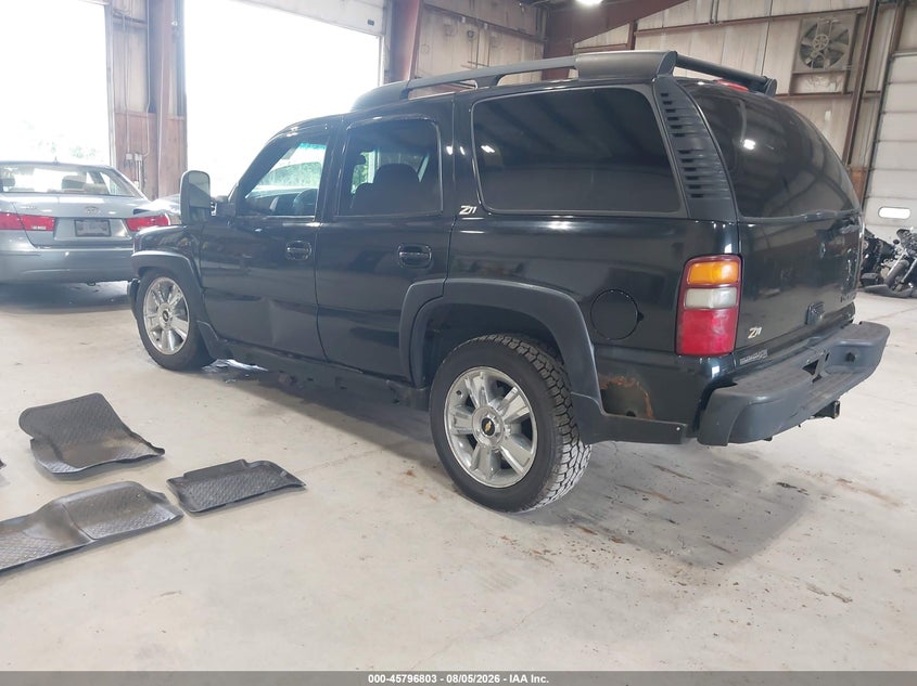 2002 CHEVROLET TAHOE auction photo 3