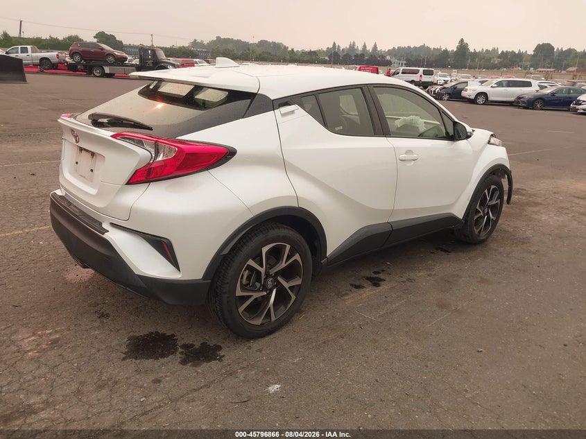 TOYOTA C-HR - zdjęcie 4