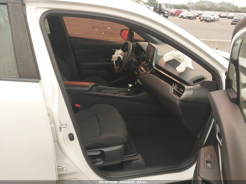 TOYOTA C-HR - zdjęcie 5