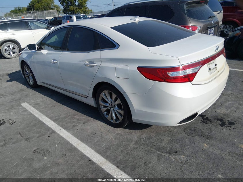 2013 HYUNDAI AZERA auction photo 3