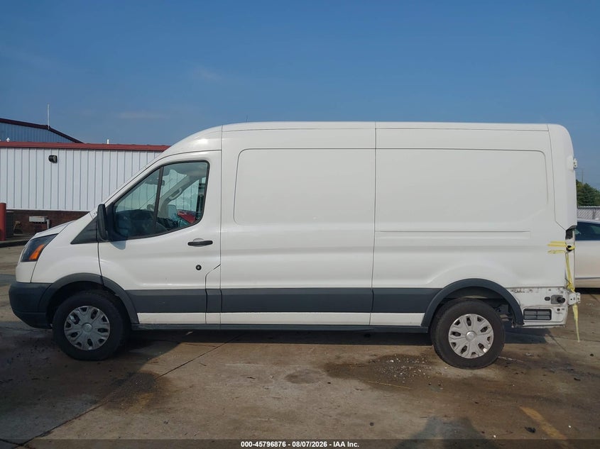 2018 FORD TRANSIT-150 · Фото 13
