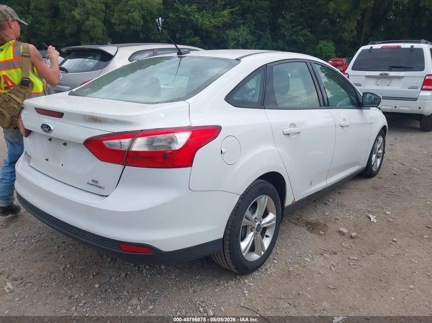 Vin: 1fadp3f26dl344062, lot: 46295709, ford focus se 20134