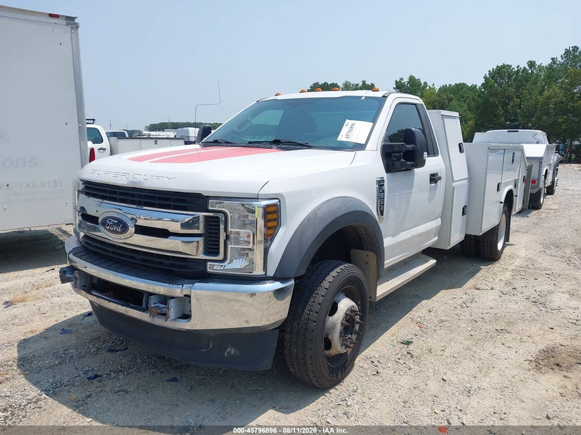 2018 FORD F-550 CHASSIS auction photo 2
