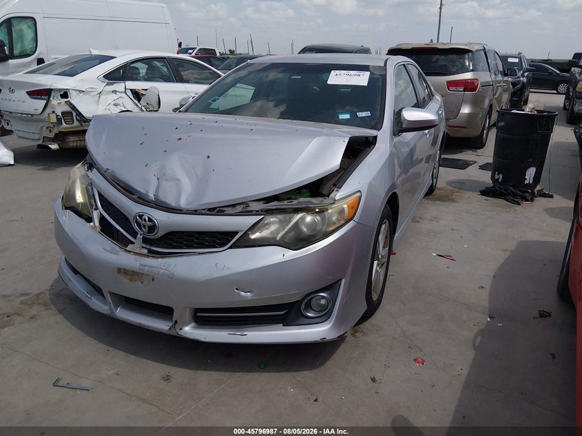 Vin: 4t1bf1fkxeu356635, lot: 46295818, toyota camry se 20142