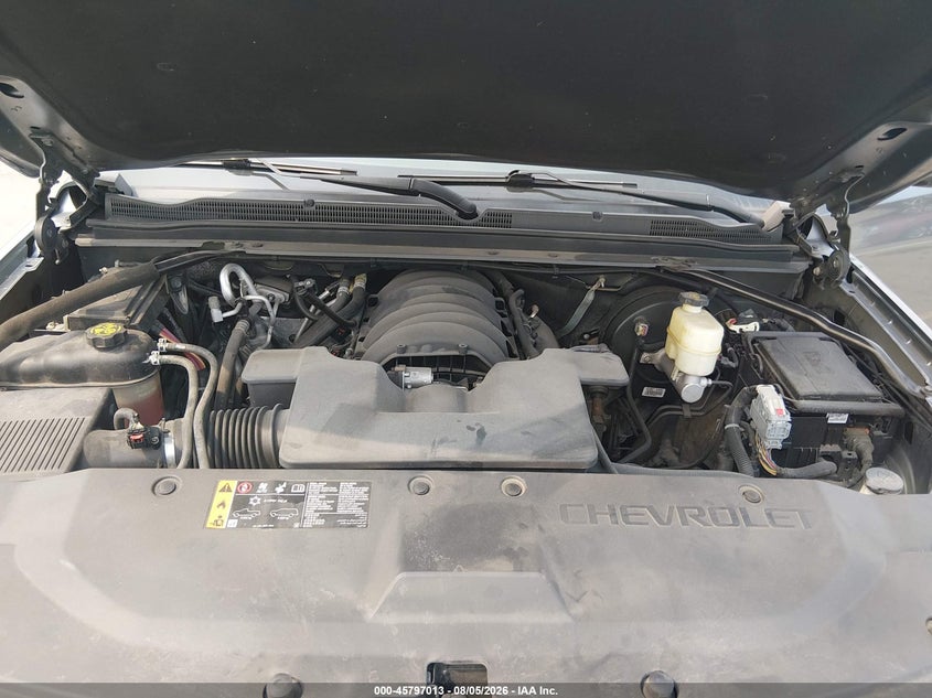 CHEVROLET SUBURBAN - zdjęcie 9