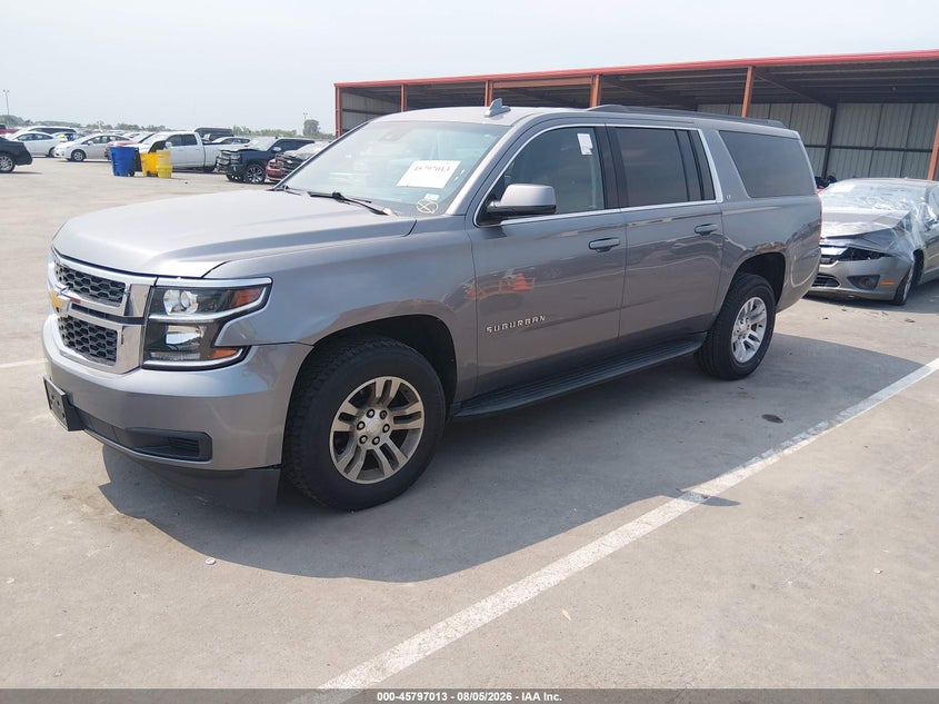 CHEVROLET SUBURBAN - zdjęcie 2