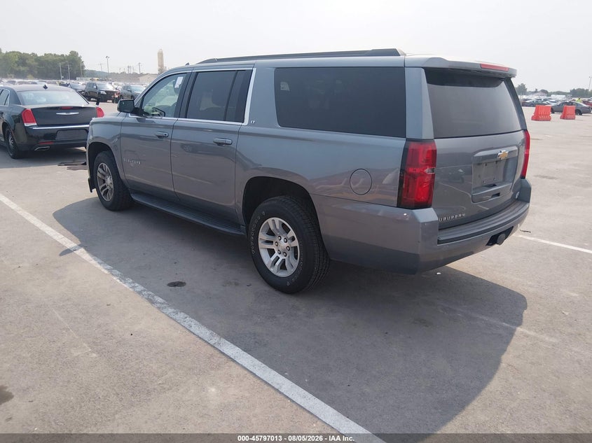 CHEVROLET SUBURBAN - zdjęcie 3