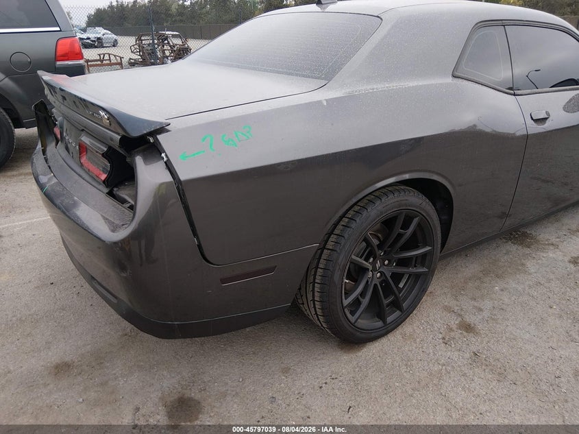 DODGE CHALLENGER - zdjęcie 19