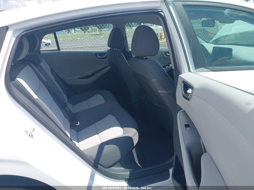 2020 HYUNDAI IONIQ HYBRID auction photo 8