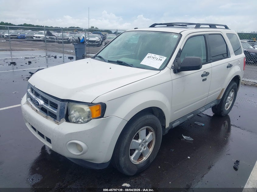 Vin: 1fmcu0d7xckc51850, lot: 46295970, ford escape xlt 20122