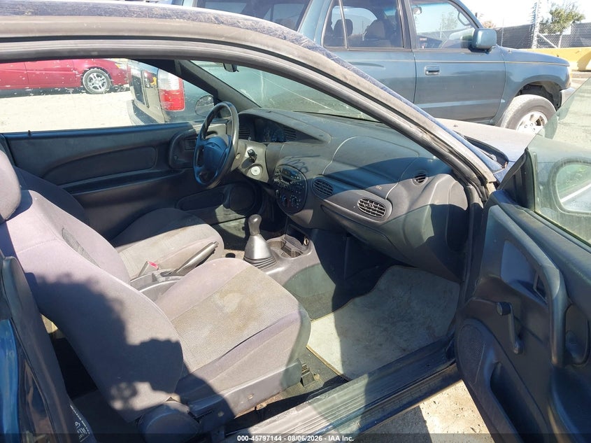 2001 FORD ESCORT auction photo 5