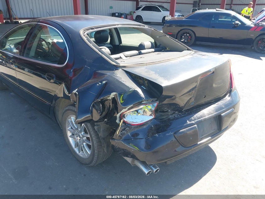 2001 CHRYSLER 300M auction photo 6