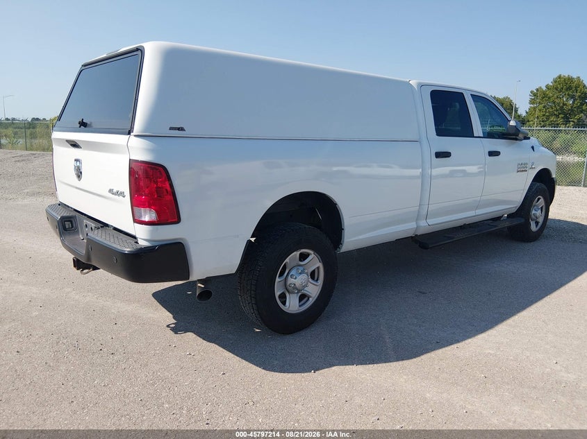 2017 RAM 3500 auction photo 4