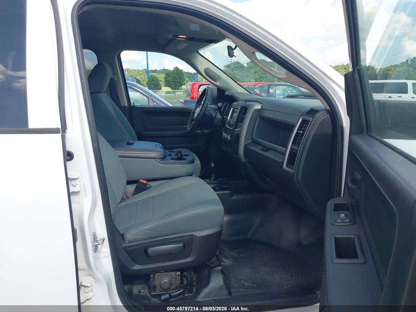 2017 RAM 3500 auction photo 5