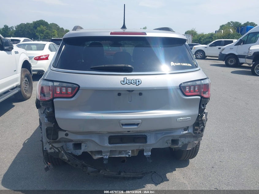 Фото 16 - JEEP COMPASS