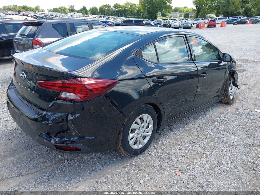 2020 HYUNDAI ELANTRA auction photo 4