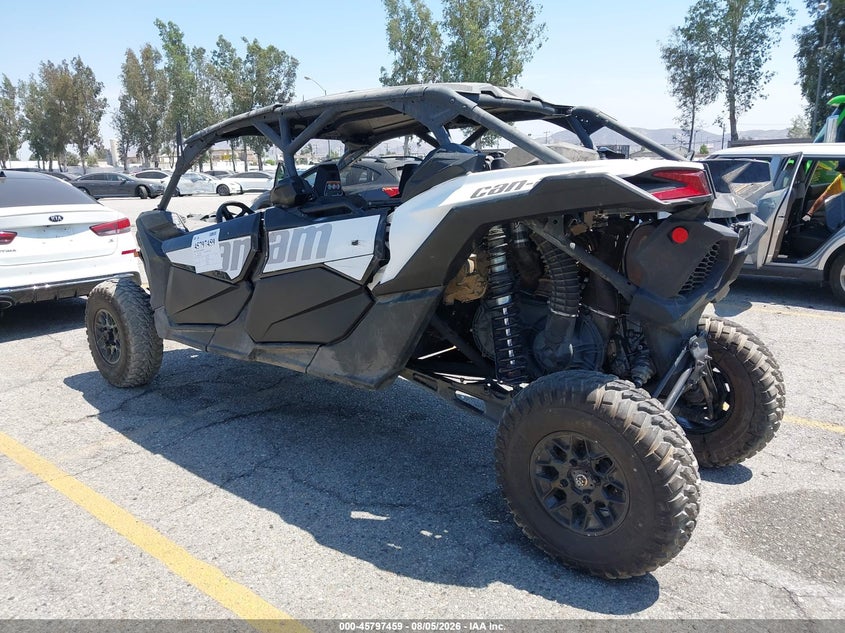 2019 CAN-AM MAVERICK X3 MAX auction photo 3