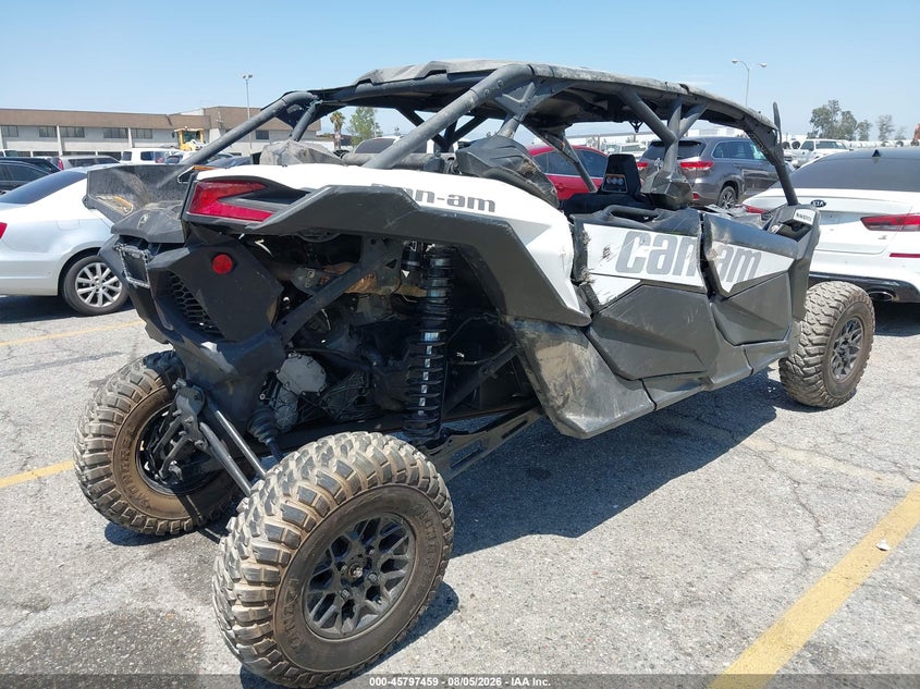 2019 CAN-AM MAVERICK X3 MAX auction photo 4