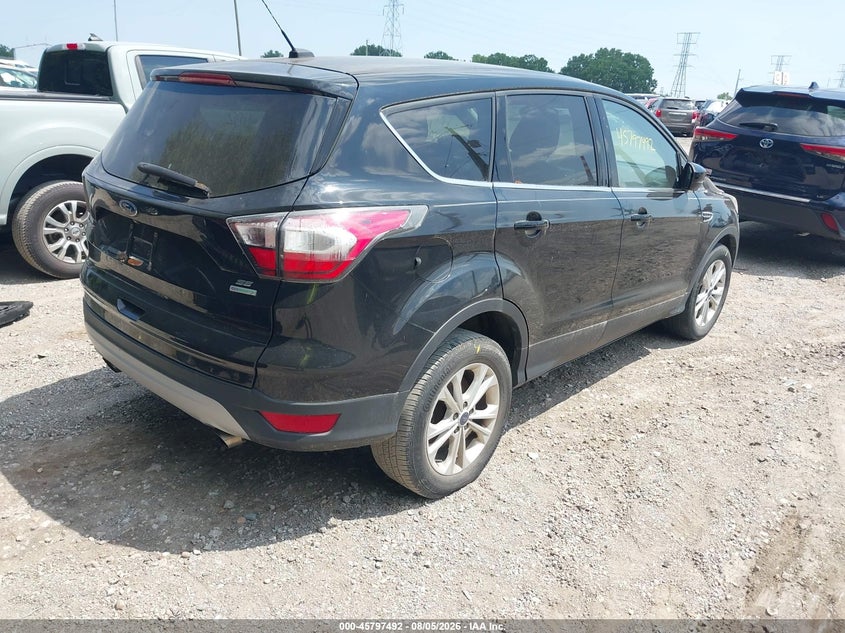 Vin: 1fmcu0gd9hub51686, lot: 46296323, ford escape se 20174